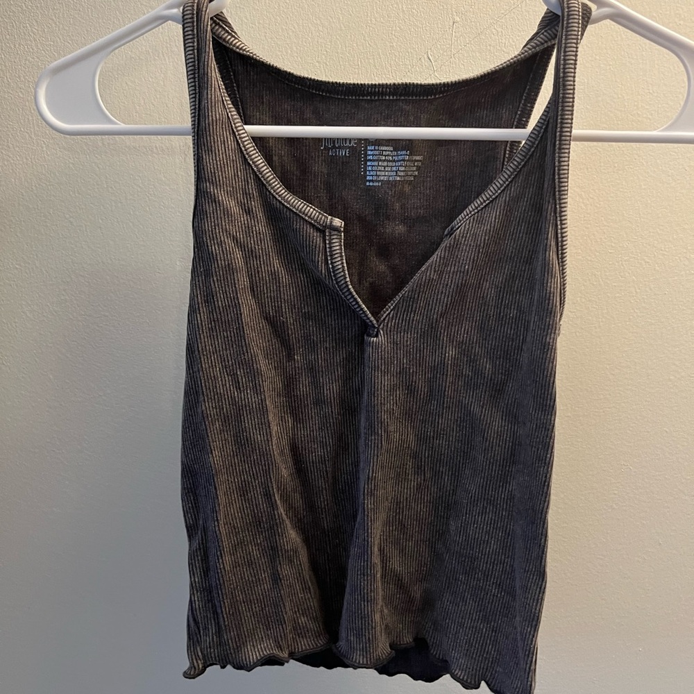 Black work out shirt